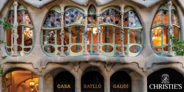 Refik Anadol and Christie’s Present a Demonstration in Living Architecture