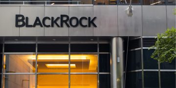 BlackRock’s Controversial Bitcoin Dilemma – Coinnounce