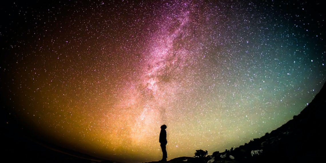 Cosmos to face 21% drop as social volume decline