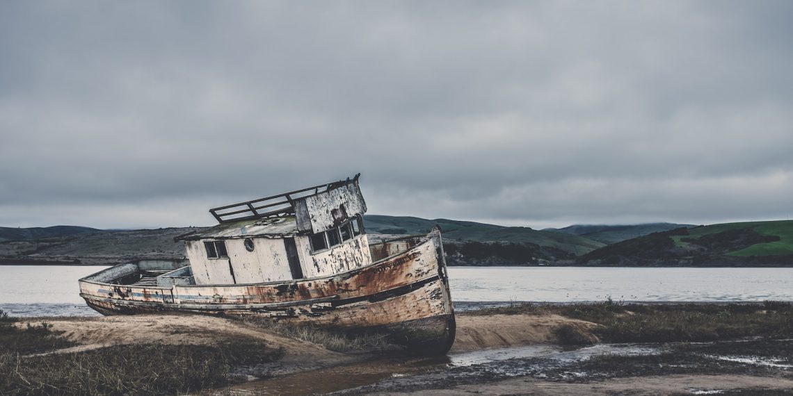 Will the price of Solana drop below $5 as Binance considers buying FTX?