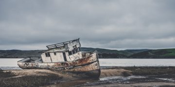 Will the price of Solana drop below $5 as Binance considers buying FTX?