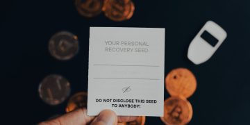 Australians are warned not to use any fake cryptocurrency paper wallets