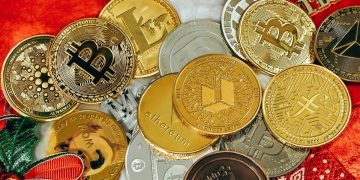 Bitcoin NFTs Rise as Altcoins and Tax Evaders Fall