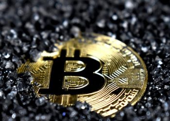 Bitcoin Faces Potential Crash to $50K, Warns 10x Research